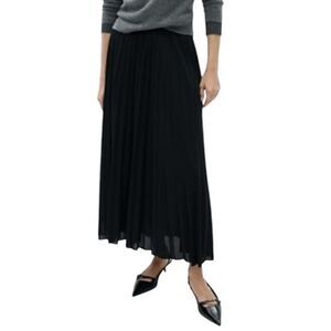 90’s Crinkled Broom Stick Skirt Black Maxi Pull On Closet Staple Classic Witchy